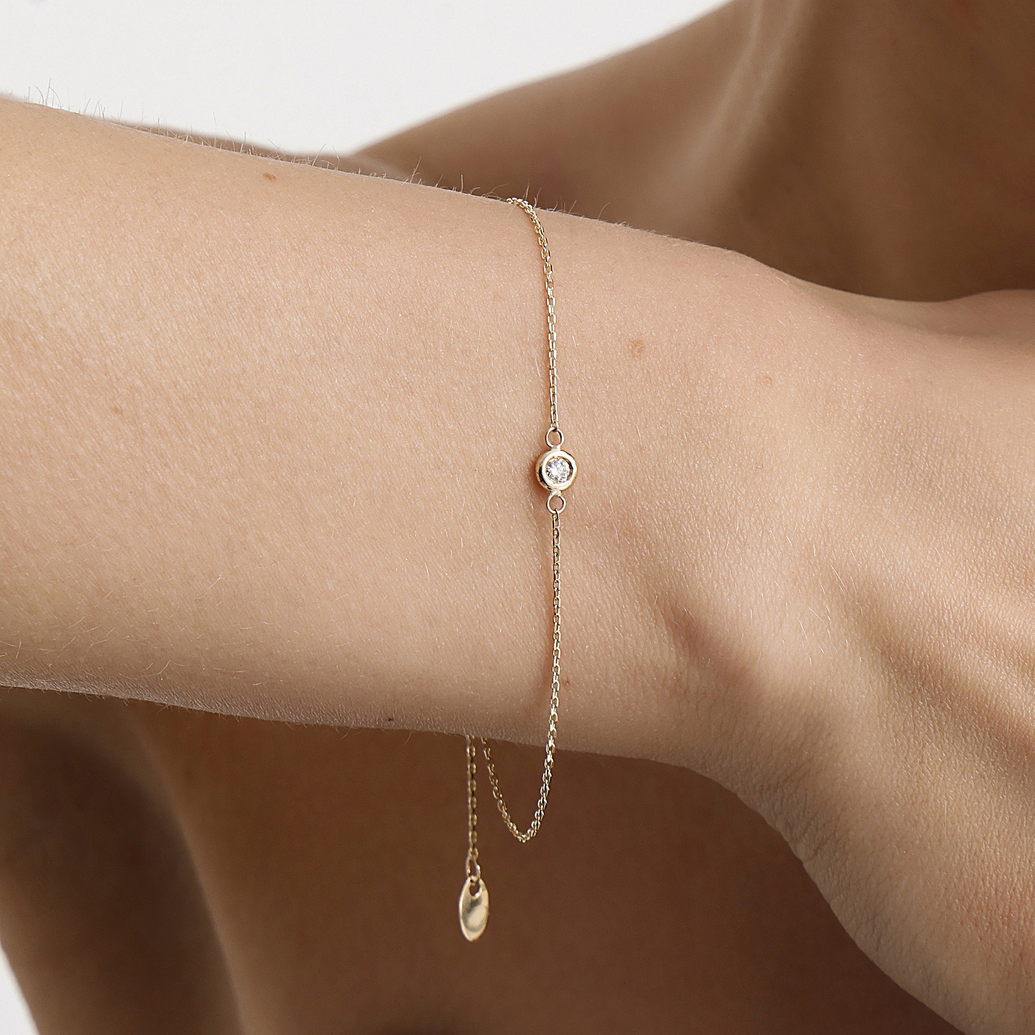 Gold Diamond Solitaire Bracelet